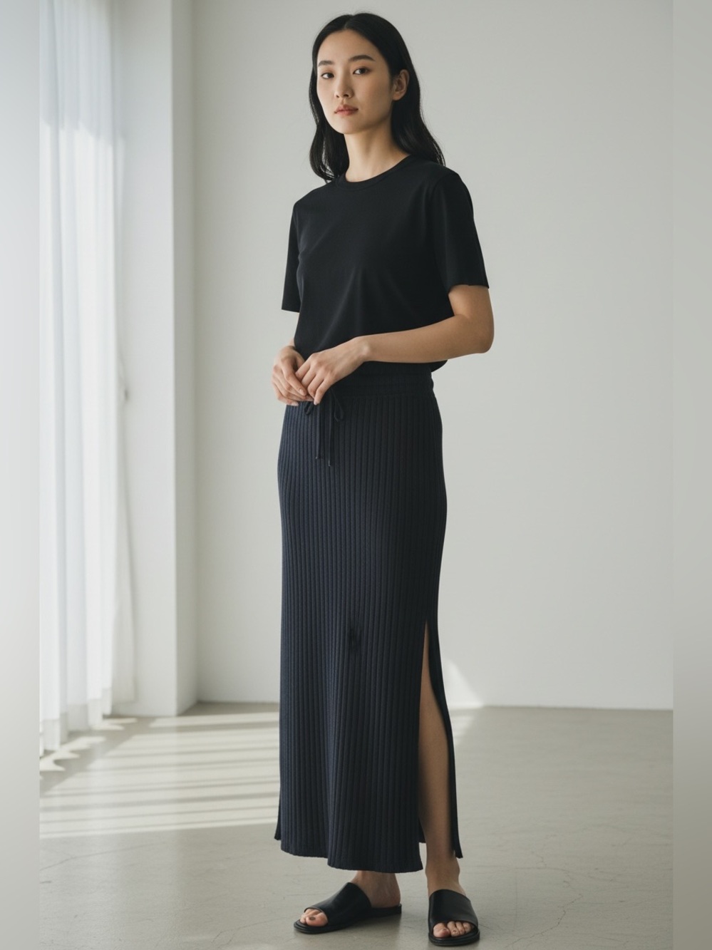 Universal Thread black ribbed knit maxi skirt with side slit, size M